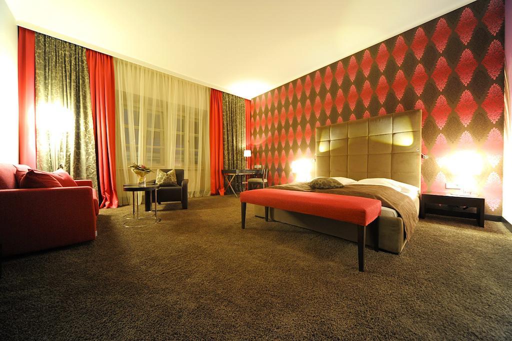 Erlebnis Post - Stadthotel Mit Eigenart Spittal an der Drau Exterior foto